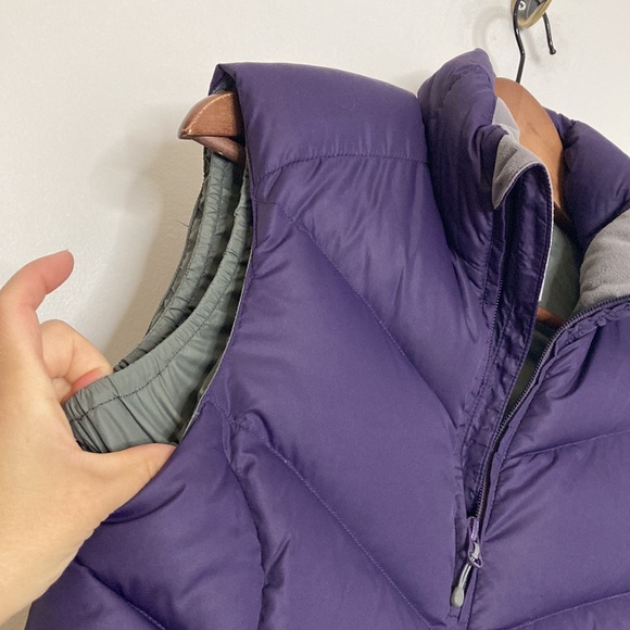 MEC Vest Womens XS Purple Softshell Goose Down Chevron Puffy Quilted Layer - Picture 6 of 15